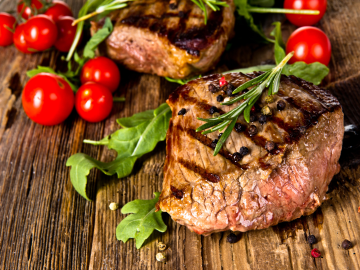 Regionale Spezialitäten Gegrilltes Fleisch